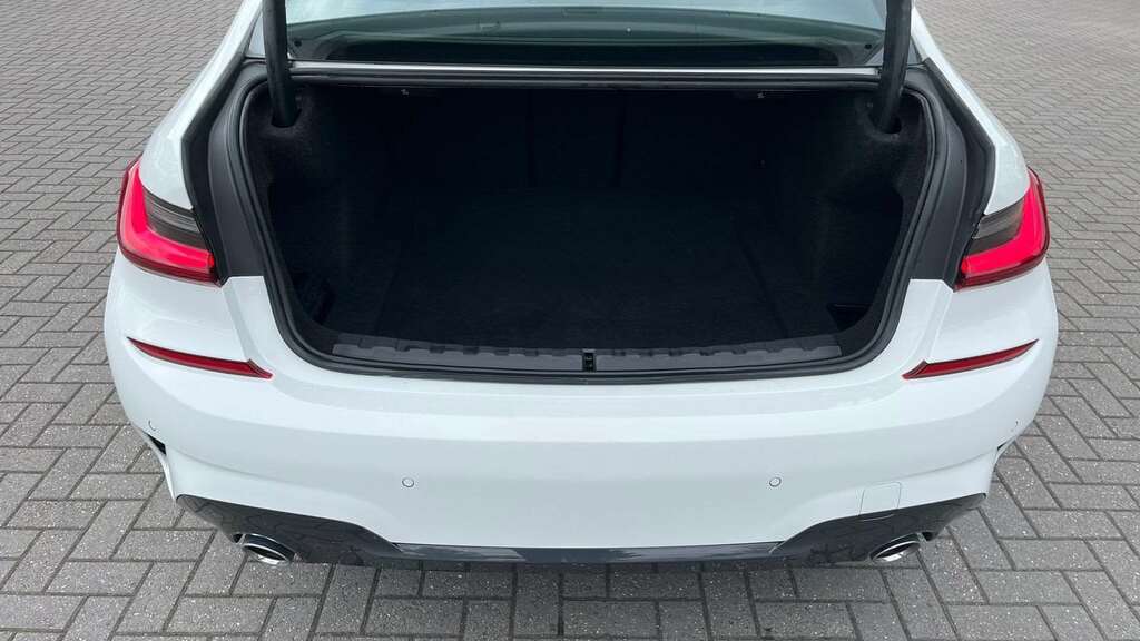 BMW 3 Series 3.0 M340i Mht Saloon Hybrid Xdrive Black #12