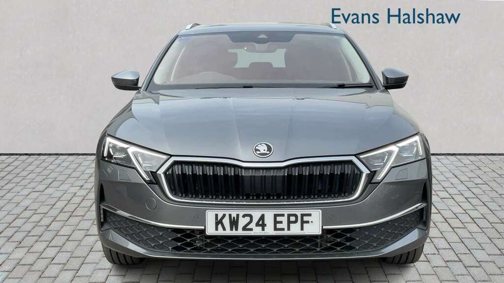 Skoda Octavia 1.5 Tsi 150 First Edition 2024 Grey #3