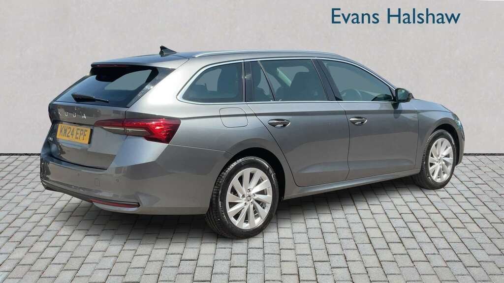 Skoda Octavia 1.5 Tsi 150 First Edition 2024 Grey