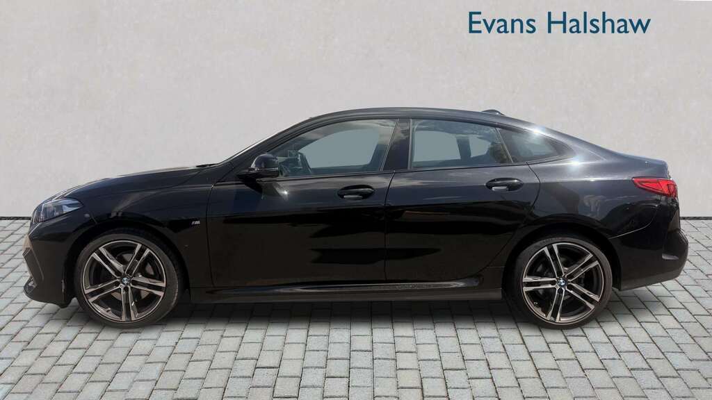 BMW 2 Series 218I M Sport 2023 Black #4