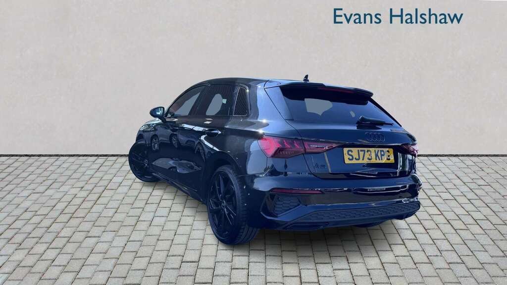 Audi A3 35 Tfsi Black Edition S Tronic 2023 SJ73KPG Black #2