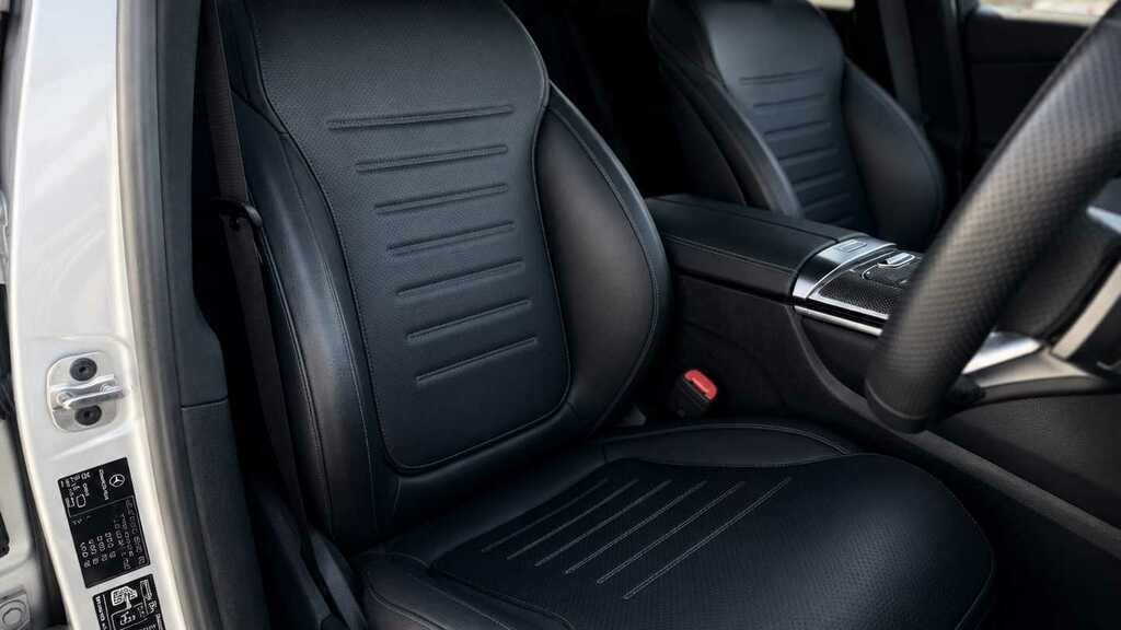 Mercedes-Benz GLC Class 300 4Matic Amg Line Premium 9G-tronic Black #26