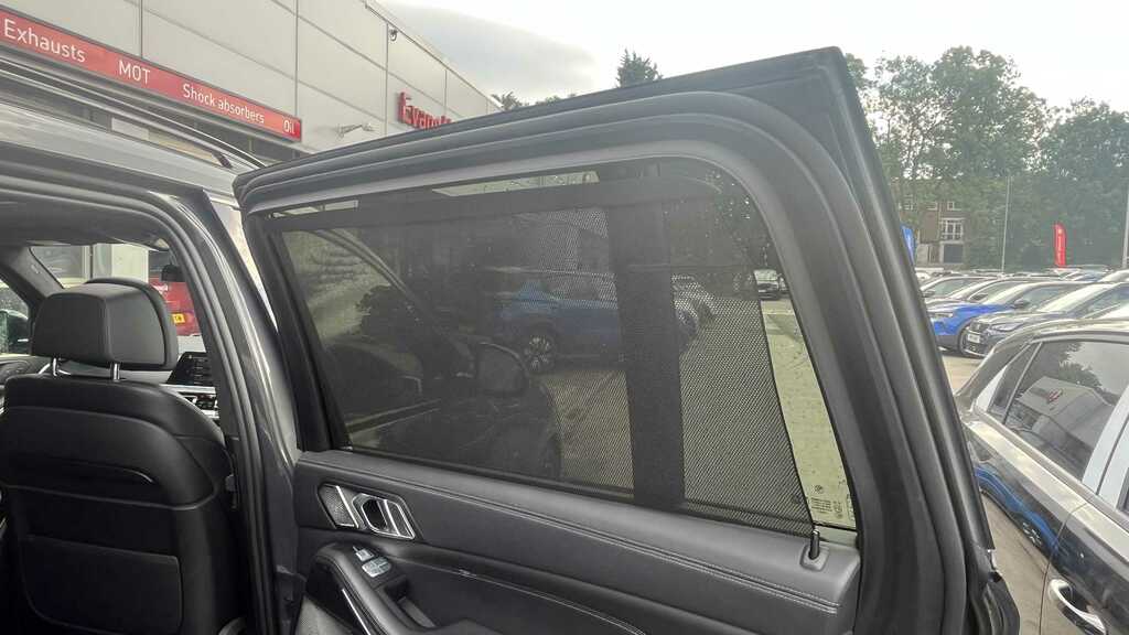BMW X7 Bmw Estate Special Edition Xdrive M50i Frozen Blac  #13