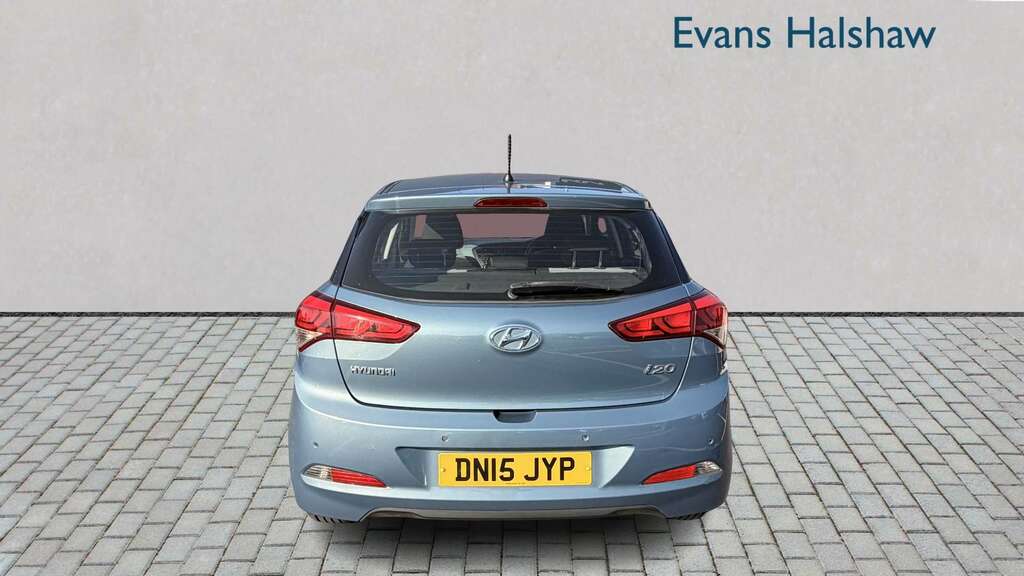 Hyundai I20 1.2 Se 2015  #4