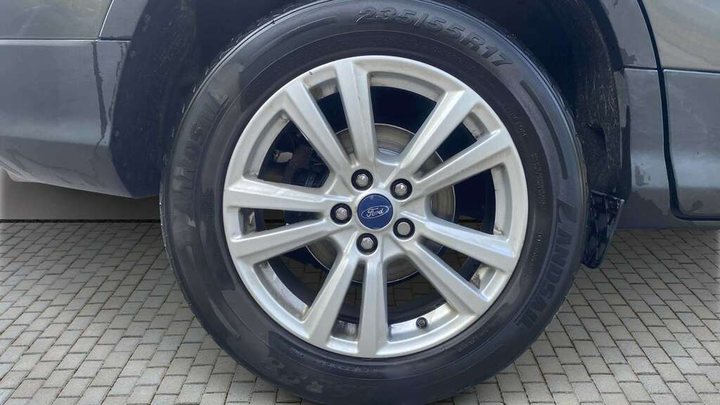 Ford Kuga 1.5 Tdci Zetec 2Wd 2017 DY67EFZ Grey #6