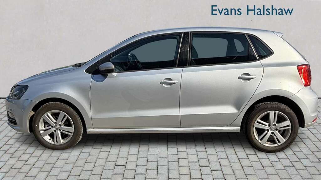 Volkswagen Polo 1.2 Tsi Match Edition 2017 Silver #3