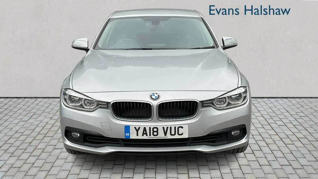 BMW 3 Series 2.0 330E 7.6Kwh Sport Saloon Plug-in Hy Silver #4