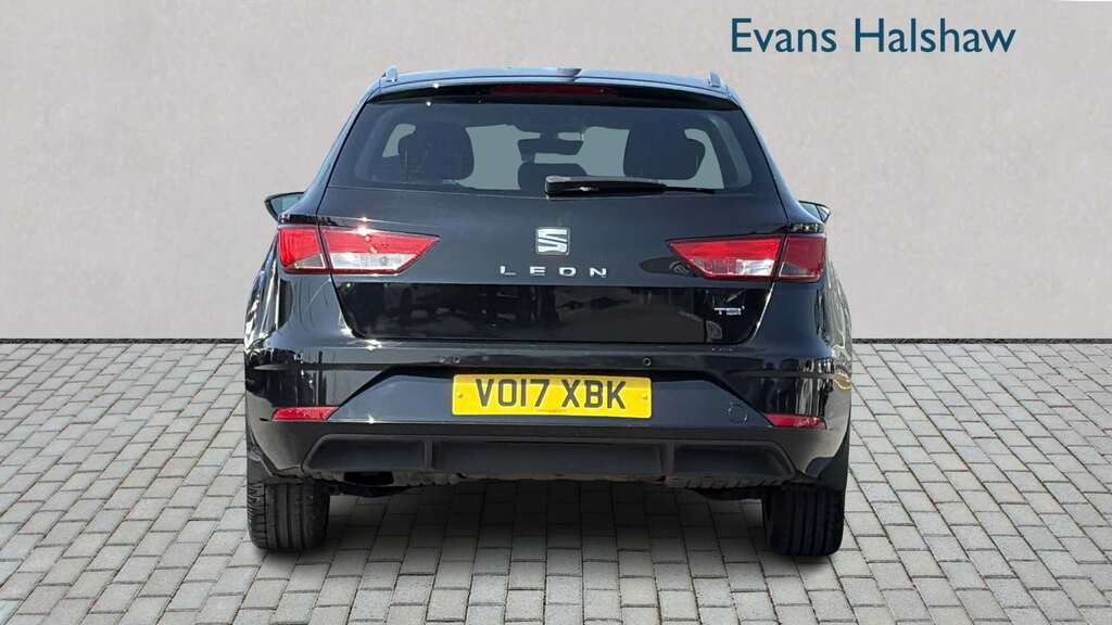Seat Leon 1.2 Tsi Se Dynamic Technology 2017 Black #4