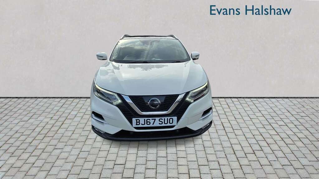 Nissan Qashqai 1.2 Dig-t Tekna Xtronic 2017 BJ67SUO White #4