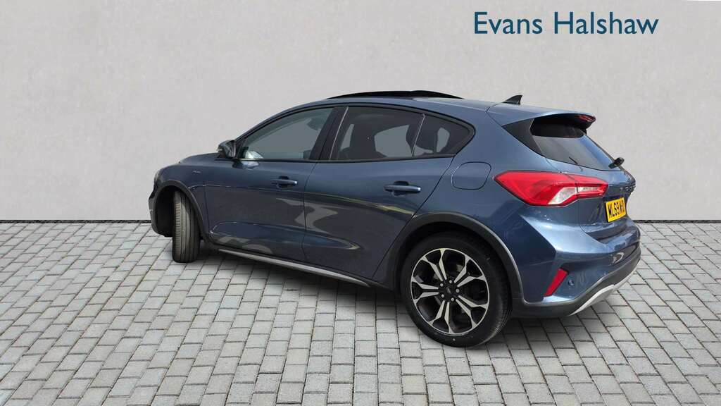 Ford Focus 1.0 Ecoboost 125 Active X 2019 Blue