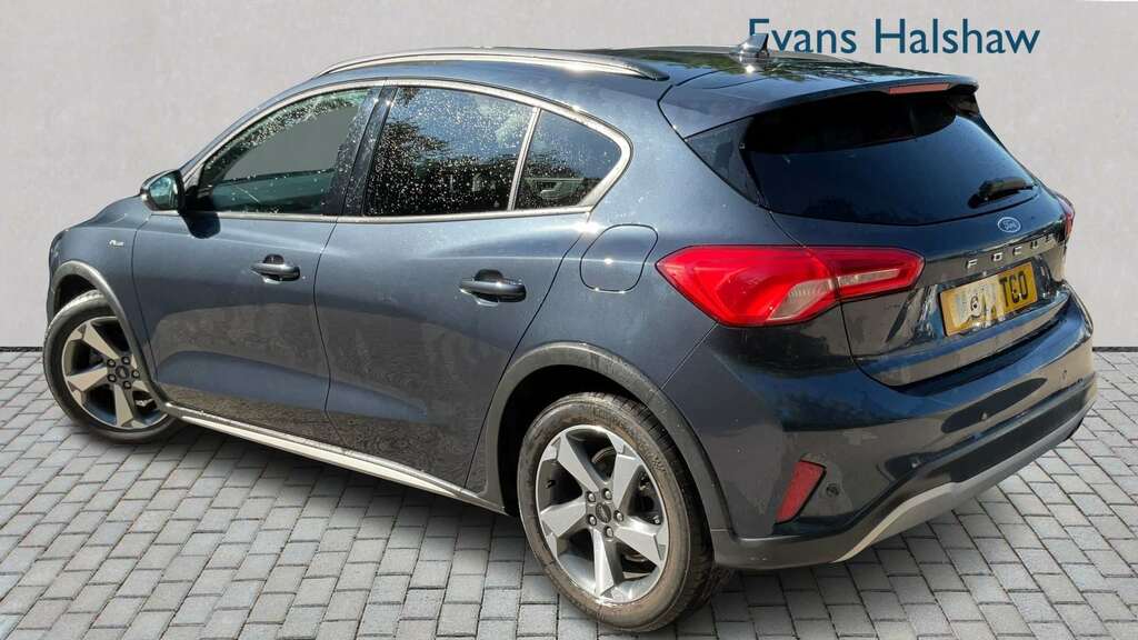 Ford Focus 1.0 Ecoboost Hybrid Mhev 125 Active Edition 20 MD21TCO Black #2