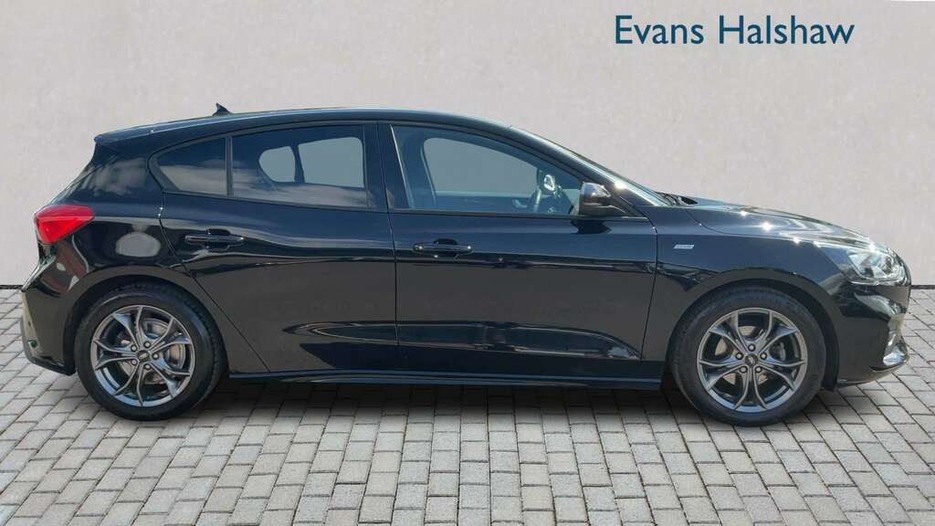 Ford Focus 1.0 Ecoboost Hybrid Mhev 125 St-line Edition 2 Black #3