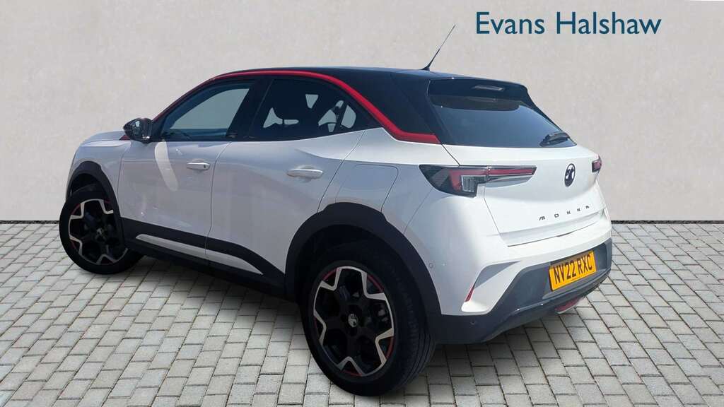 Vauxhall Mokka 1.2 Turbo Sri Premium 2022 White #2