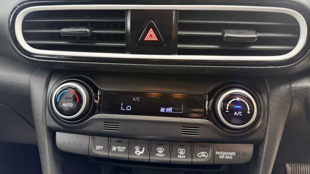 Hyundai Kona 1.0 T-gdi Premium Euro 6 Ss Red #16