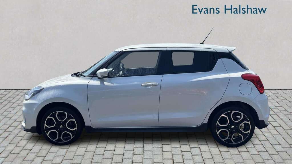 Suzuki Swift 1.4 Boosterjet 48V Hybrid Sport 2022 White #3