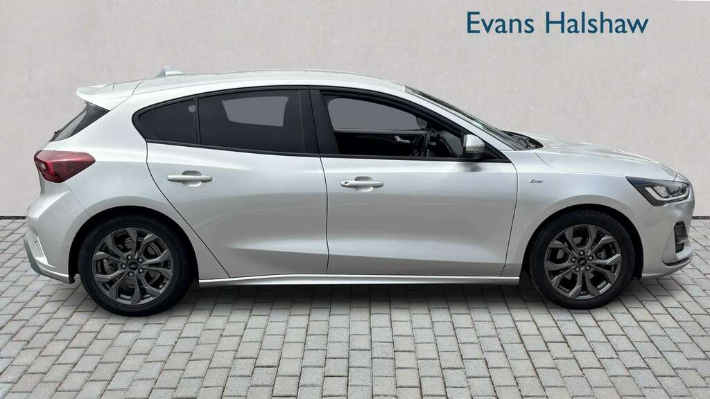 Ford Focus Focus St-line 1.0L Ecoboost 125Ps Mhev Fwd Black #4