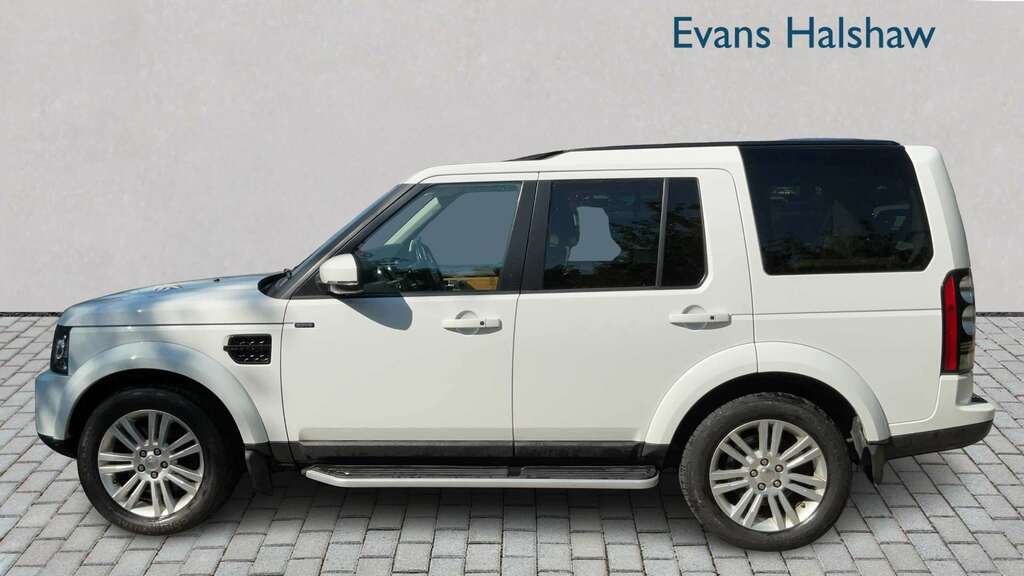Land Rover Discovery 3.0 Sdv6 Hse 2014 White #3