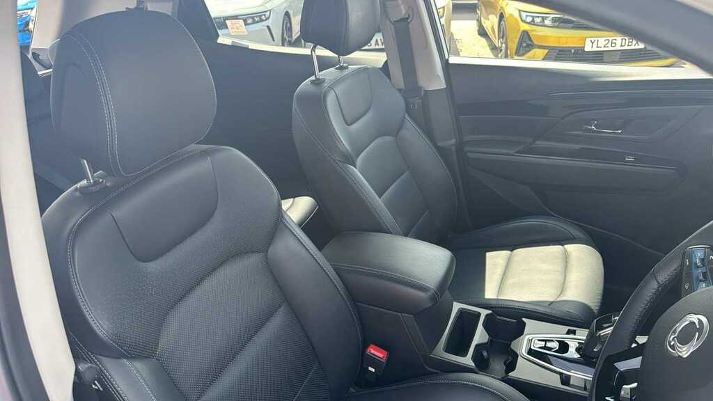 SsangYong Korando e-Motion 150Kw Ultimate 61.5Kwh White #23