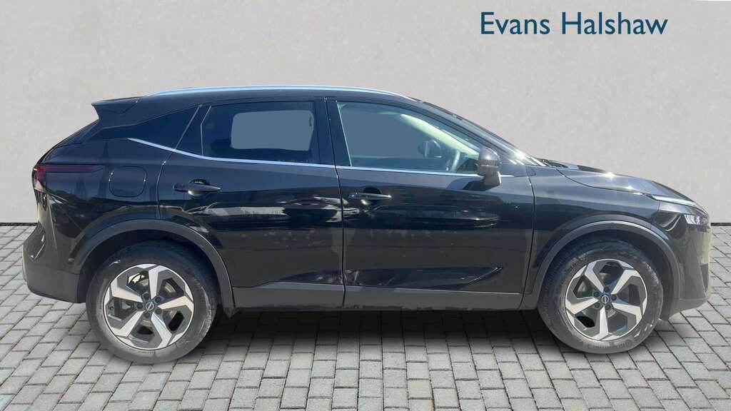 Nissan Qashqai 1.3 Dig-t Mh N-connecta 2023 Black #3