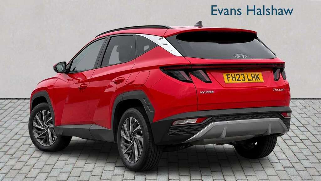 Hyundai Tucson 1.6 Tgdi Premium 2Wd 2023 FH23LHK Red #2