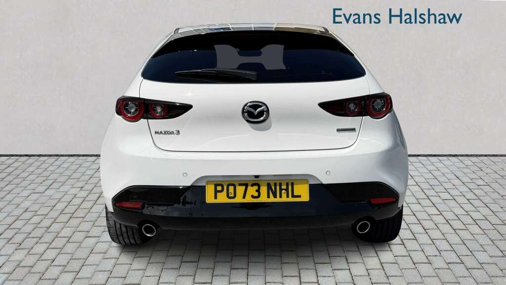 Mazda 3 2.0 E-skyactiv G Mhev Homura 2023 PO73NHL White #3