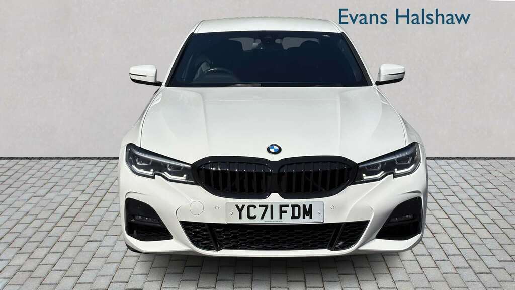 BMW 3 Series 318I M Sport Step 2021 YC71FDM White #3