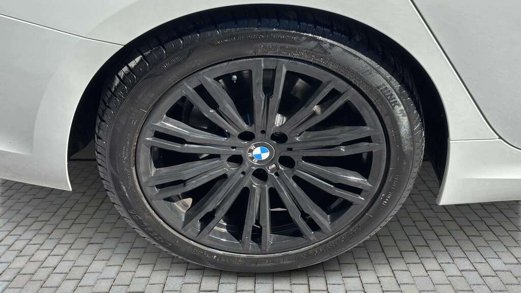 BMW 3 Series 318I M Sport Step 2021 YC71FDM White #6