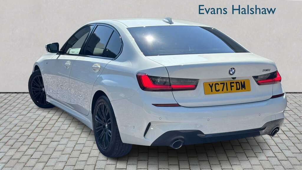 BMW 3 Series 318I M Sport Step 2021 YC71FDM White #2