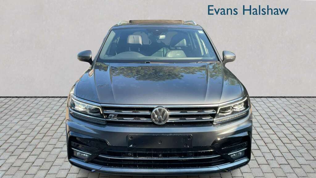 Volkswagen Tiguan 2.0 Tdi 150 R-line Tech Dsg 2019 Grey #3