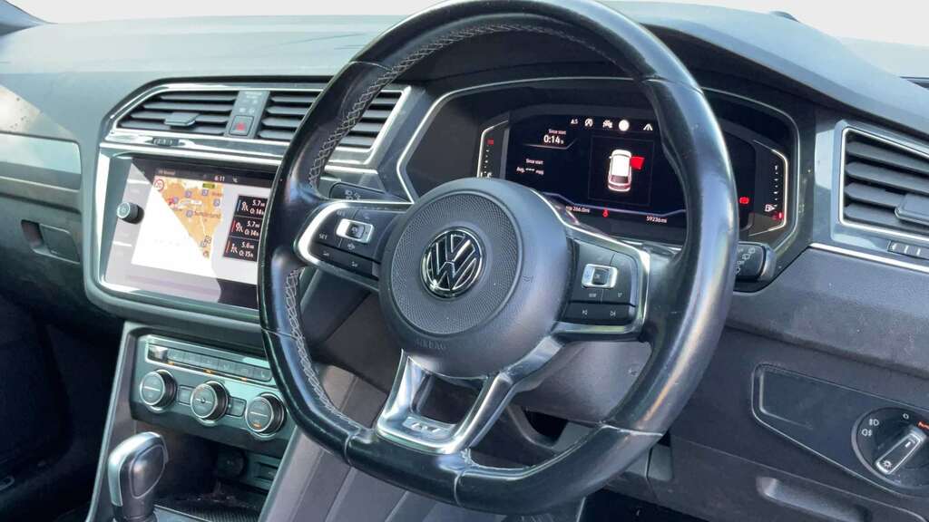 Volkswagen Tiguan 2.0 Tdi 150Ps R-line Tech Scr Tai Black #7