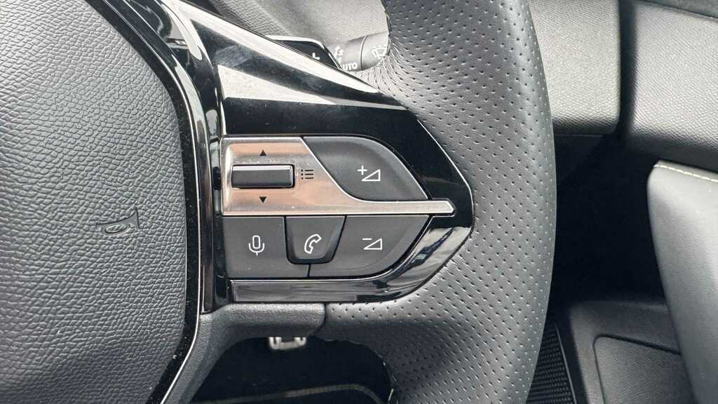 Peugeot 408 1.2 Hybrid 136 Gt E-dsc6 Black #9