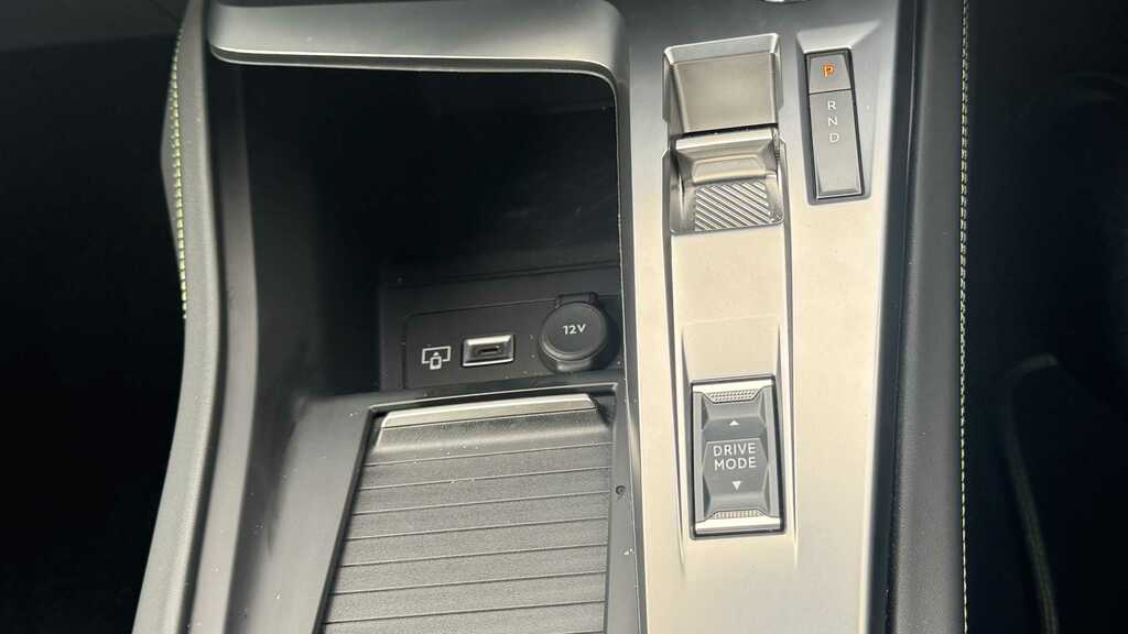 Peugeot 408 1.2 Hybrid 136 Gt E-dsc6 Black #17
