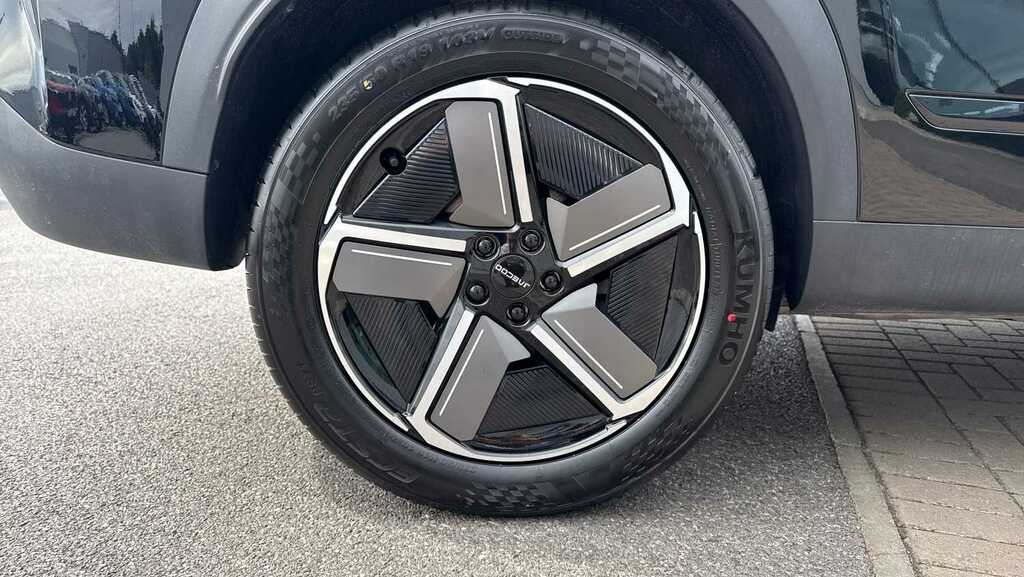 Omoda 7 Phev Auto White #8
