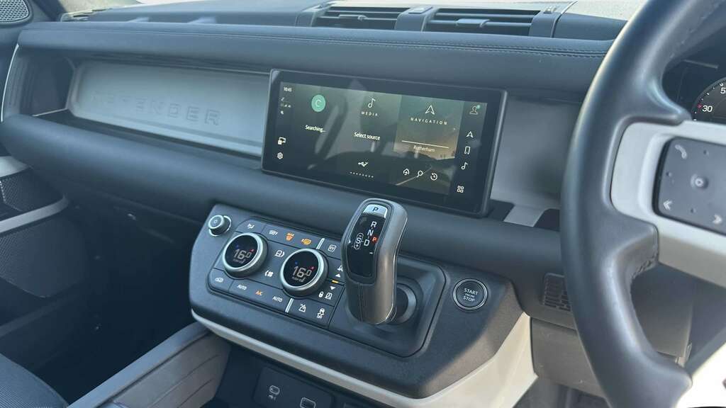 Land Rover Defender 110 2023 110 3.0 D300 Hse 7 Seats Mhev 4Wd Grey #11
