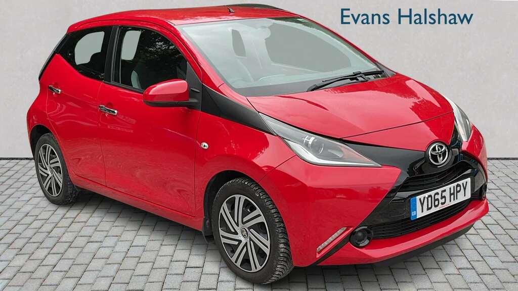 Toyota Aygo 1.0 Vvt-i X-play 2015 Red