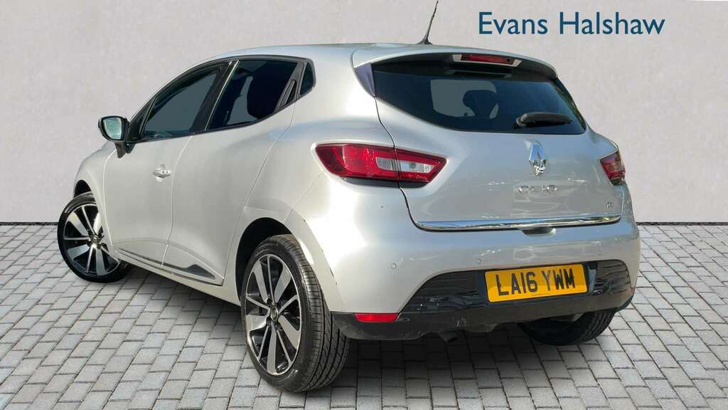 Renault Clio 0.9 Tce 90 Iconic 25 Nav 2016 Silver #2