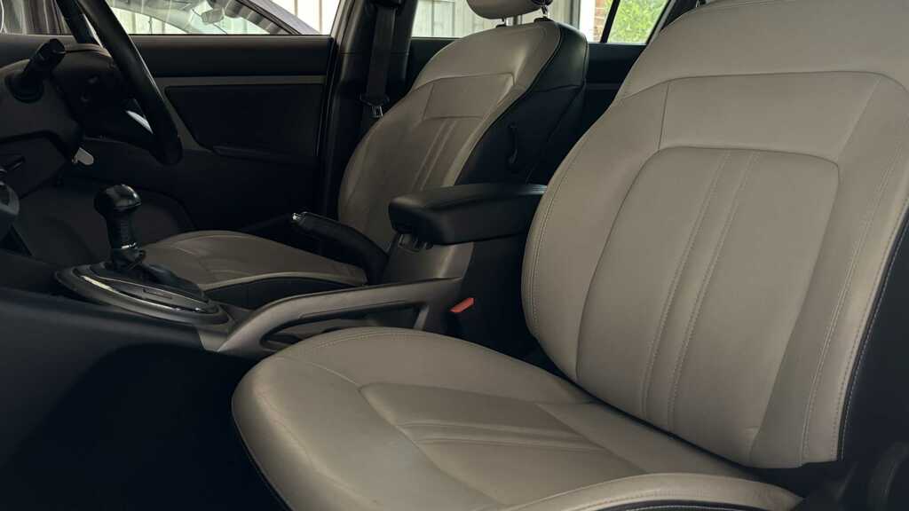 Kia Sportage 2.0 Crdi Isg Alpine Edition 2015 White #4