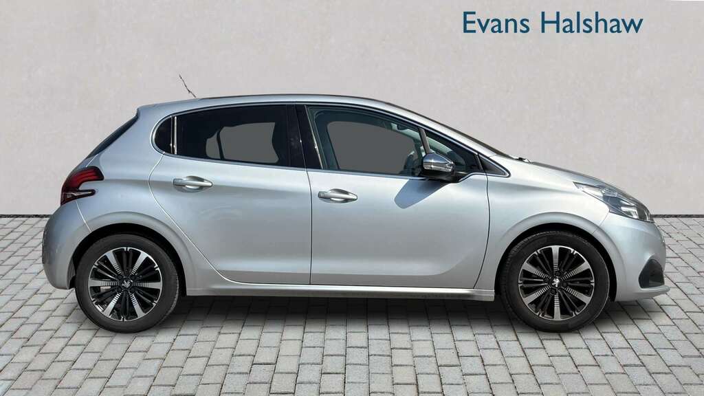 Peugeot 208 1.2 Puretech Allure Premium 2017 Silver #5
