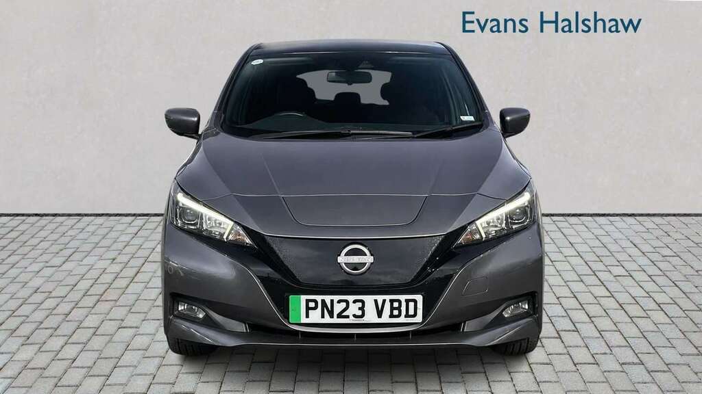Nissan Leaf 110Kw Acenta 39Kwh 2023 Grey #3