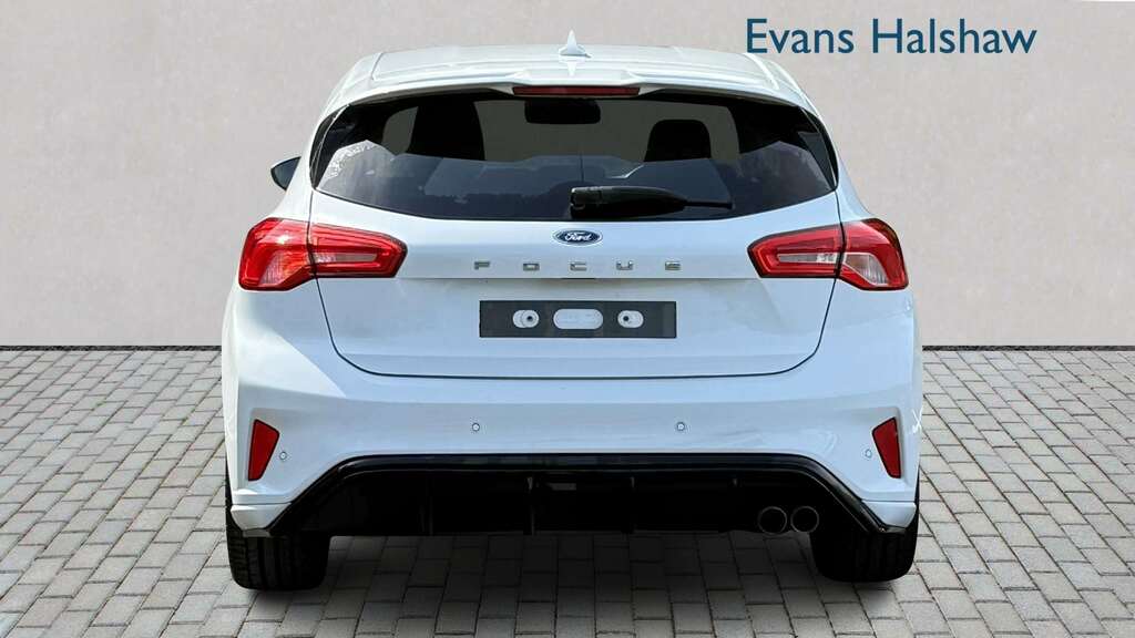 Ford Focus 1.0T Ecoboost St-line Estate Eur Grey #1