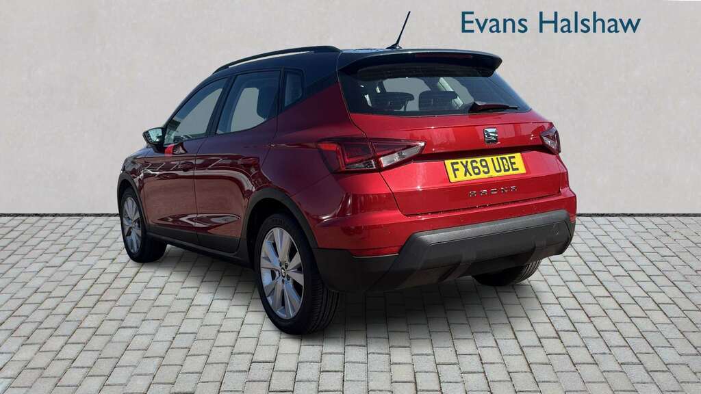 Seat Arona 1.0 Tsi Se Technology Ez 2019 FX69UDE Red #2