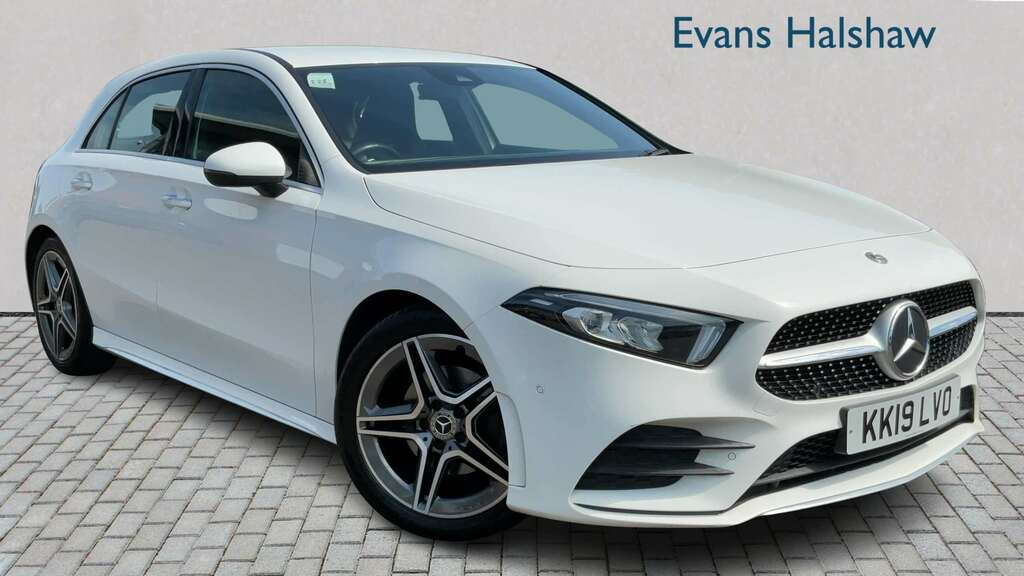 Mercedes-Benz A Class A180d Amg Line Premium 2019 White
