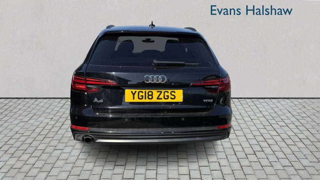 Audi A4 1.4T Fsi Black Edition S Tronic 2018 YG18ZGS Black #3