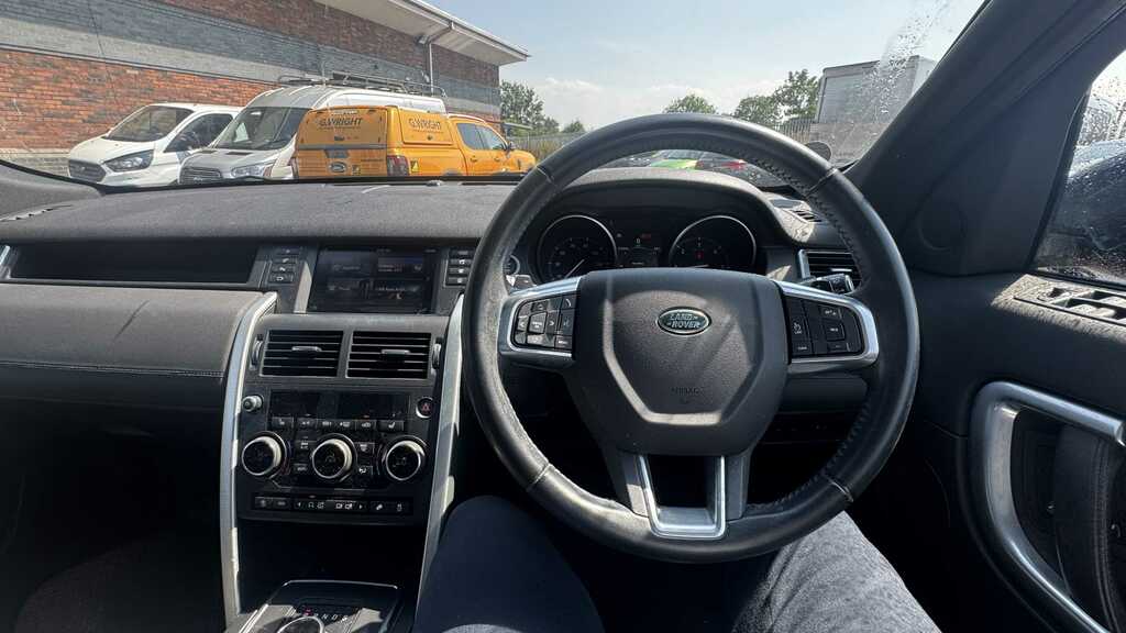 Land Rover Discovery Sport Sport 2.0 Td4 Hse White #9