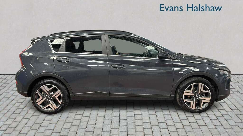 Hyundai Bayon 1.0 Tgdi 48V Mhev Premium Dct 2023 Grey #2