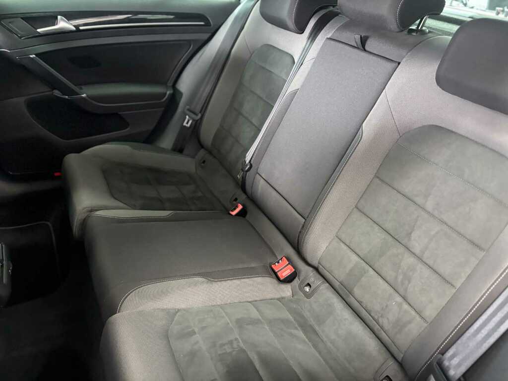 Volkswagen Golf Golf 8 Life 1.5 Tsi 130Ps 6-Speed F Yellow #11