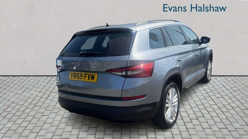 Skoda Kodiaq 1.5 Tsi Se L Dsg 7 Seat 2019 YR69FVM Grey #3