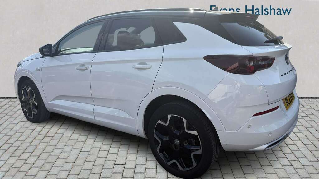 Vauxhall Grandland 1.2 Turbo Ultimate 2023 White #3