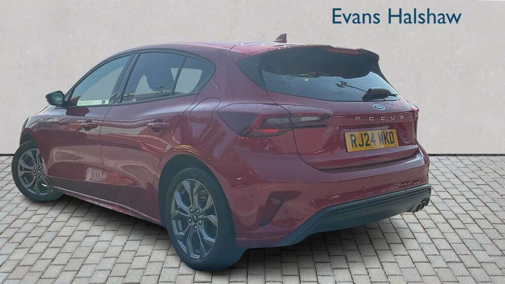 Ford Focus 1.0 Ecoboost Hybrid Mhev St-line 2024 Red