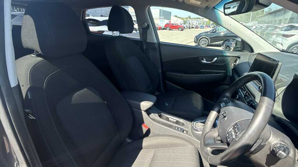 Hyundai Kona 1.6 Gdi Hybrid Premium Dct 2023 Grey #3